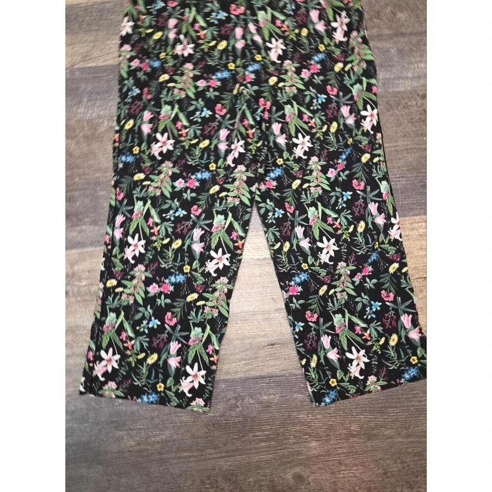 Roz & Ali Floral Stretch Cropped Pants